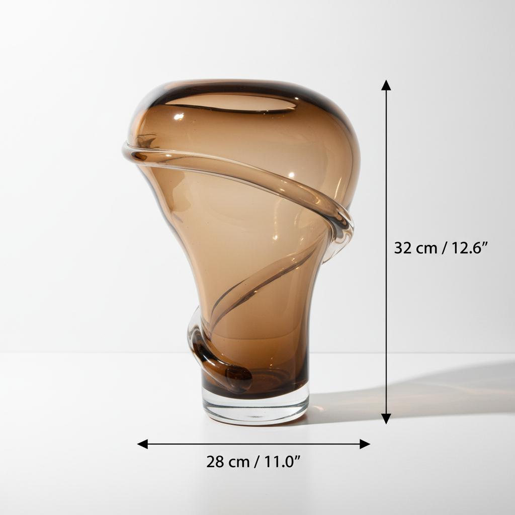 Dimensions of large amber glass vase