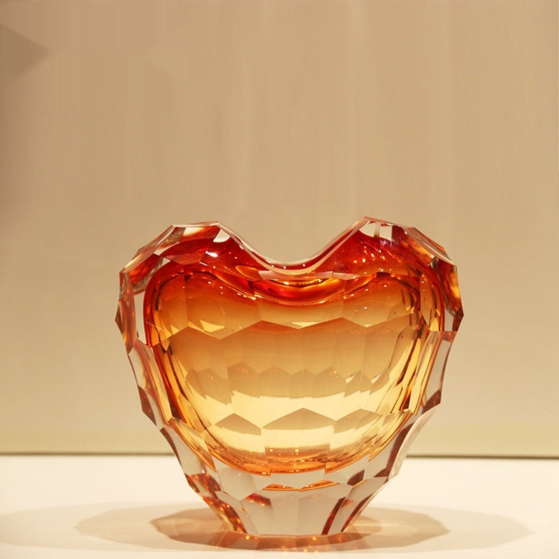 Large crystal heart vase dimensions 22cm width and height