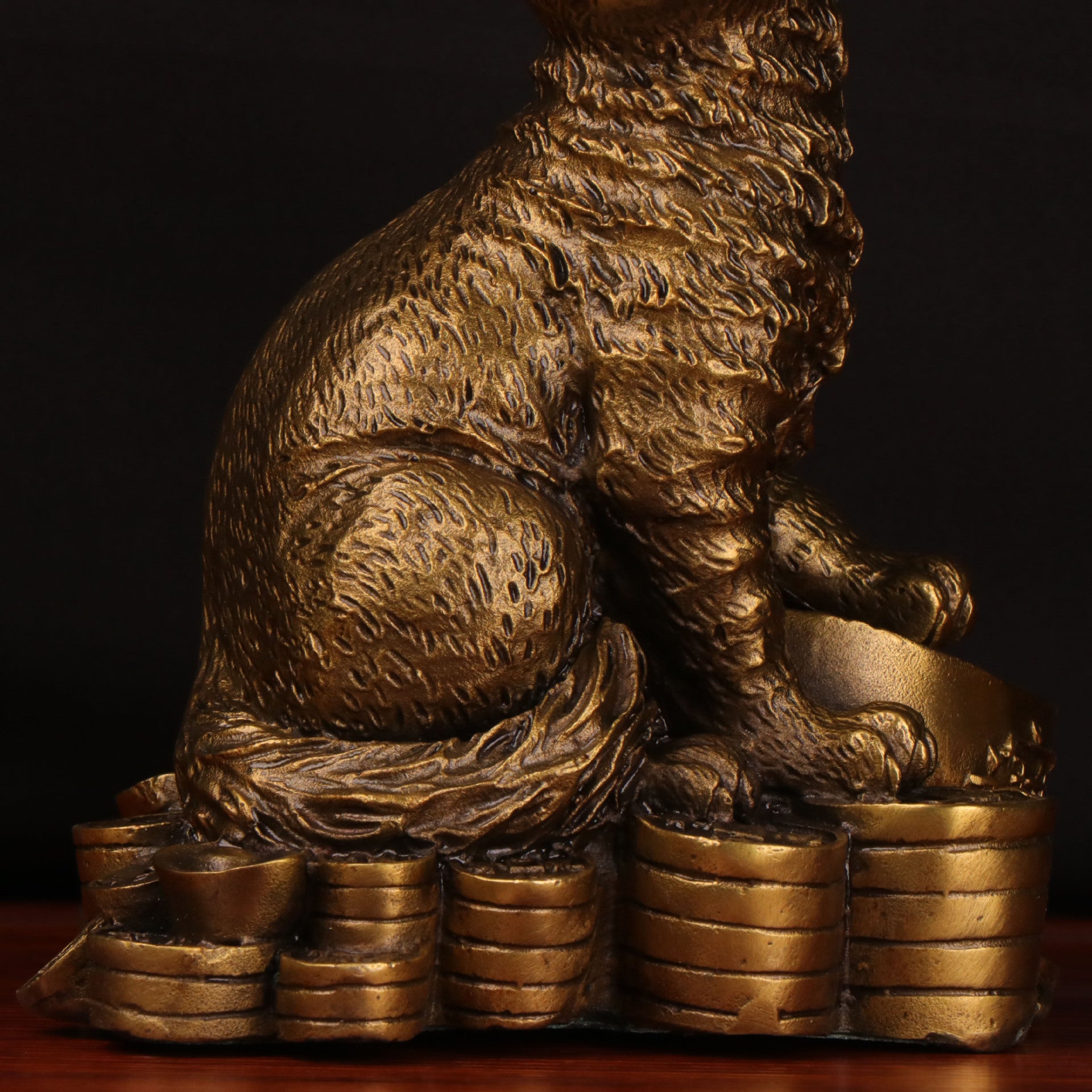 Detail of base and tail texture