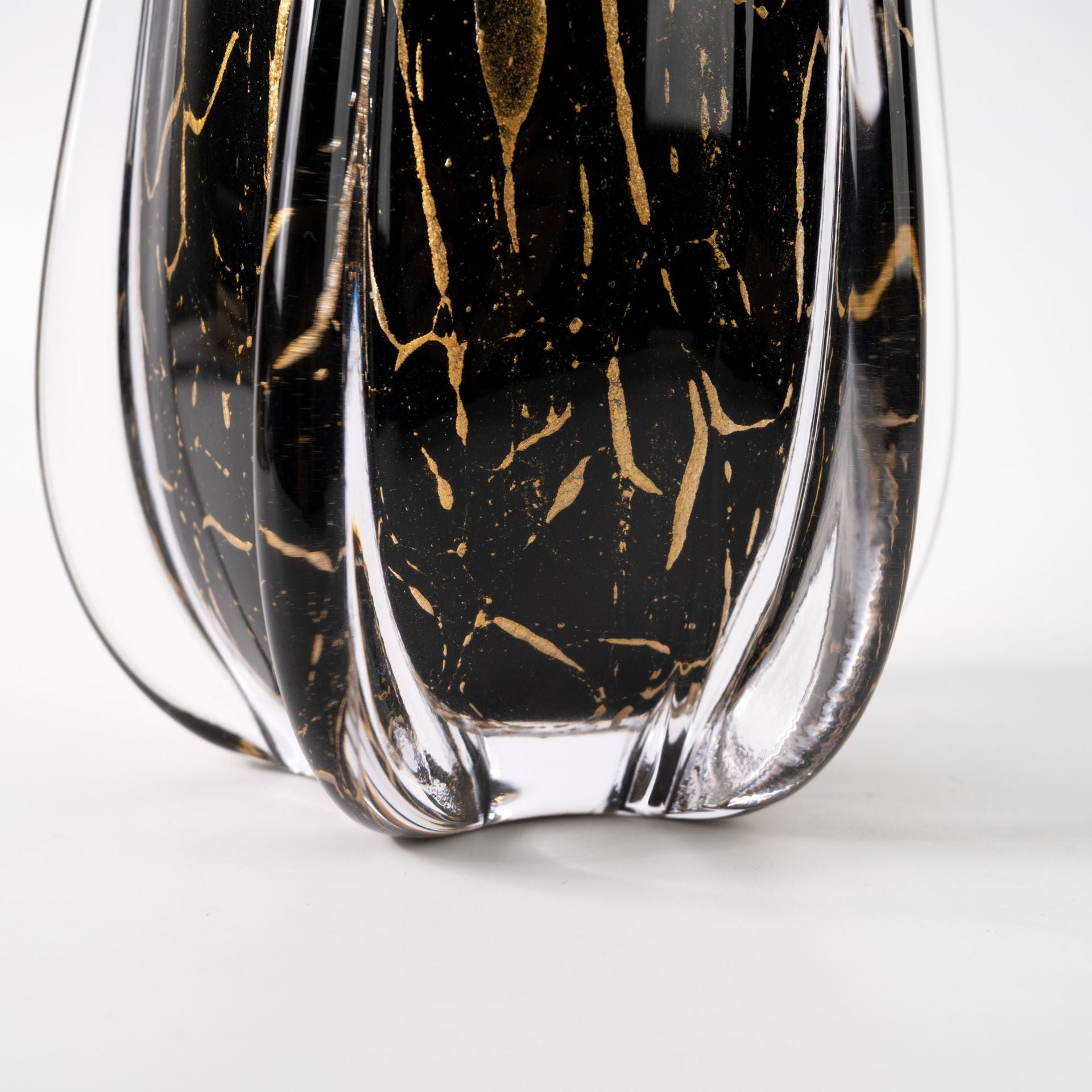 Large vase dimensions 40cm height