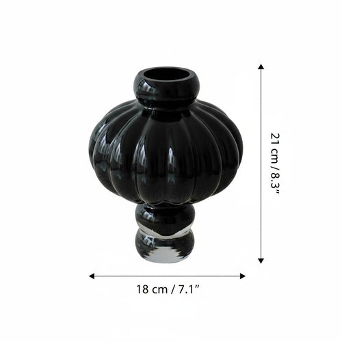 Dimensions diagram of the black glass lantern vase
