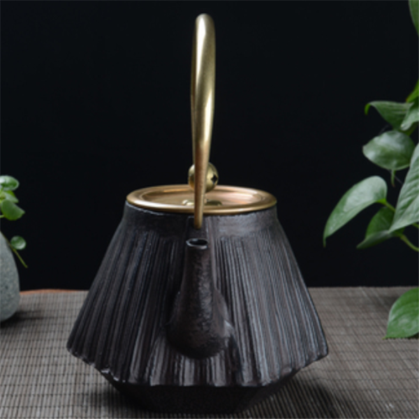 Cast Iron & Copper Fluted Teapot Side Profile
