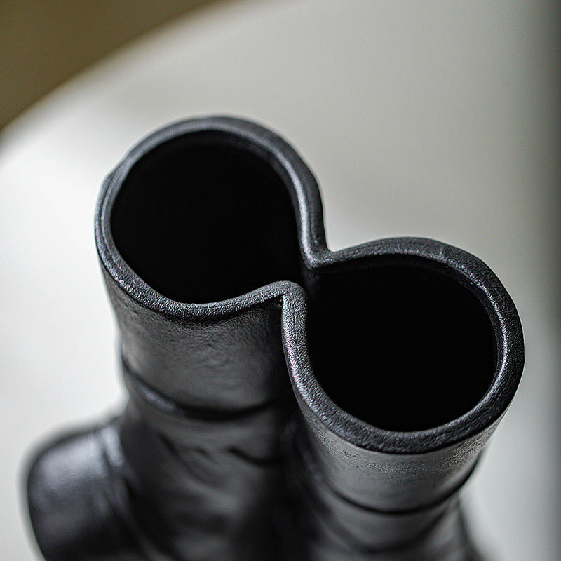 Top down view showing vase opening