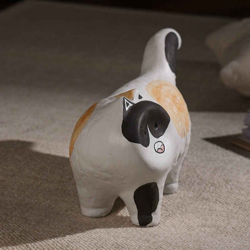 Rear angle view showing calico pattern details