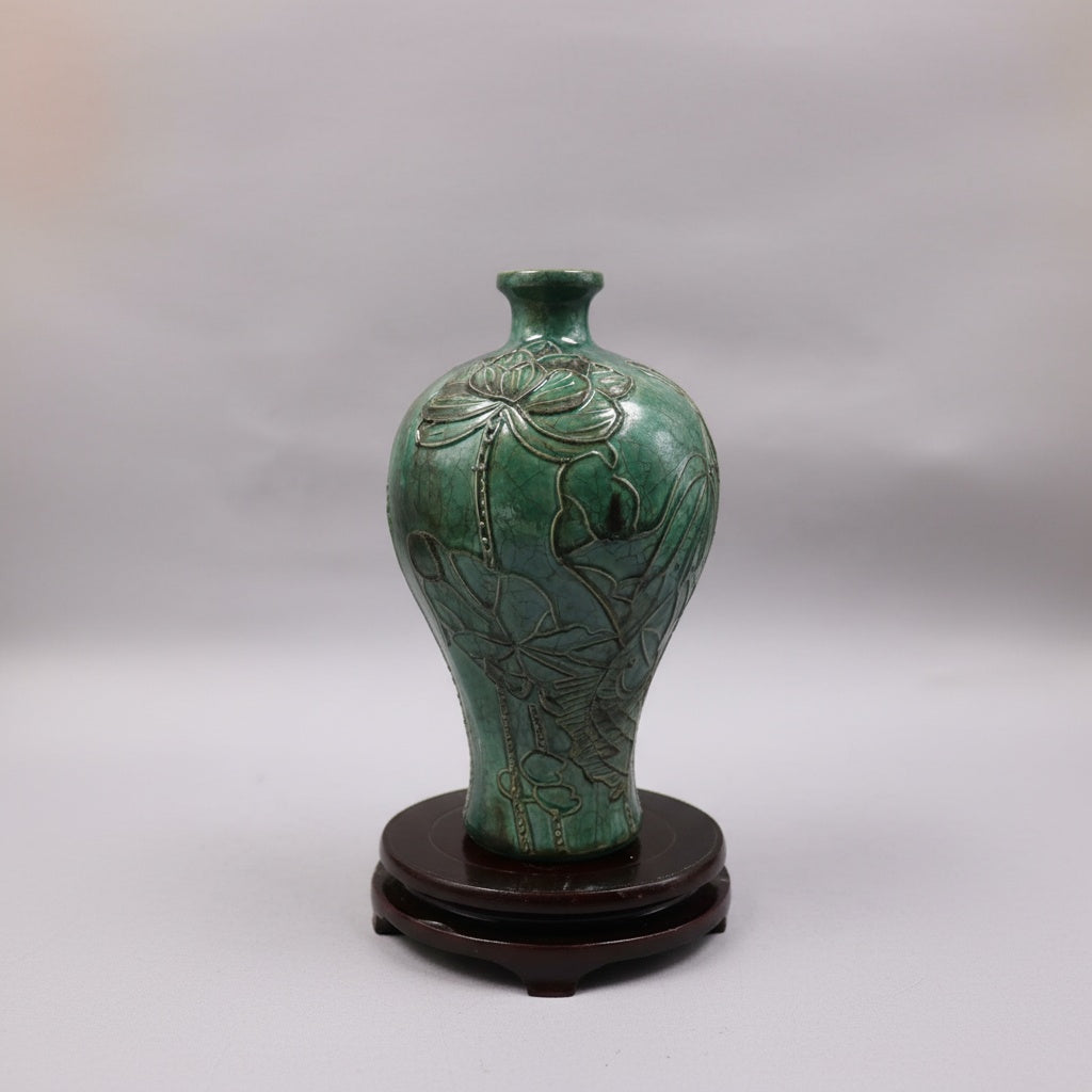 Emerald Ceramic Baluster Vase Floral Detailing