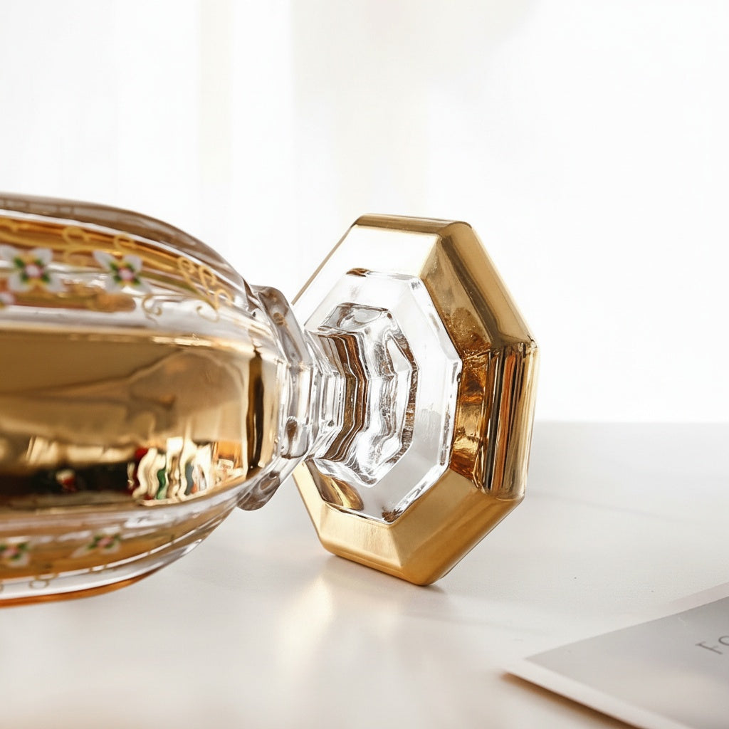 Close up of the hexagonal base and gold plating details