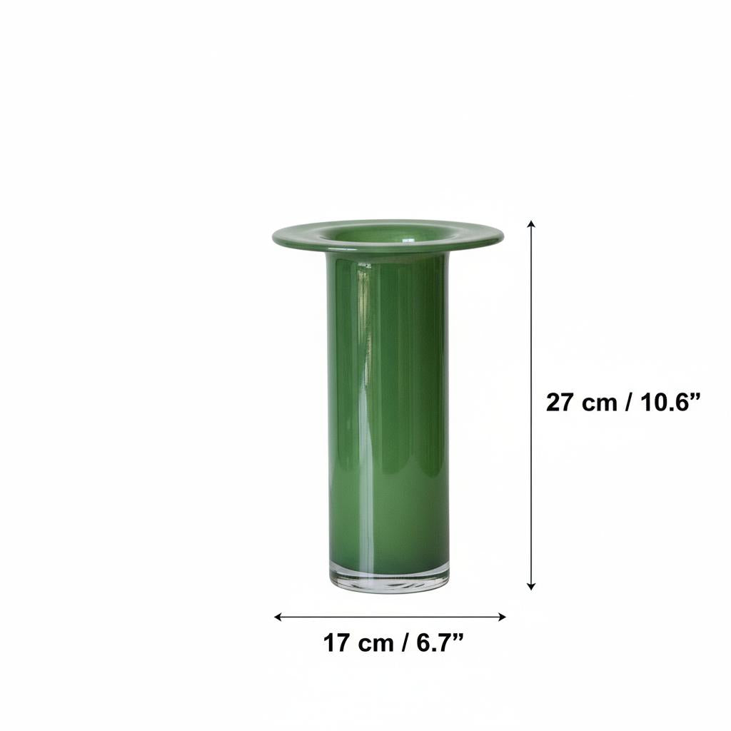 Dimensions diagram of green glass vase showing height and width