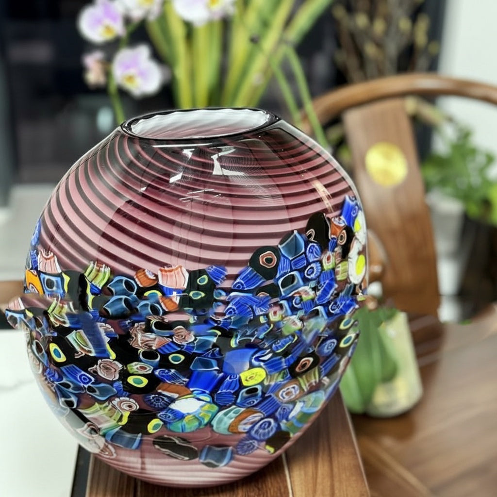 Side profile of heavy mosaic art glass vase
