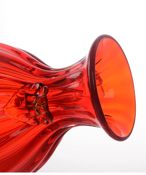 Close up of flared rim and red glass texture