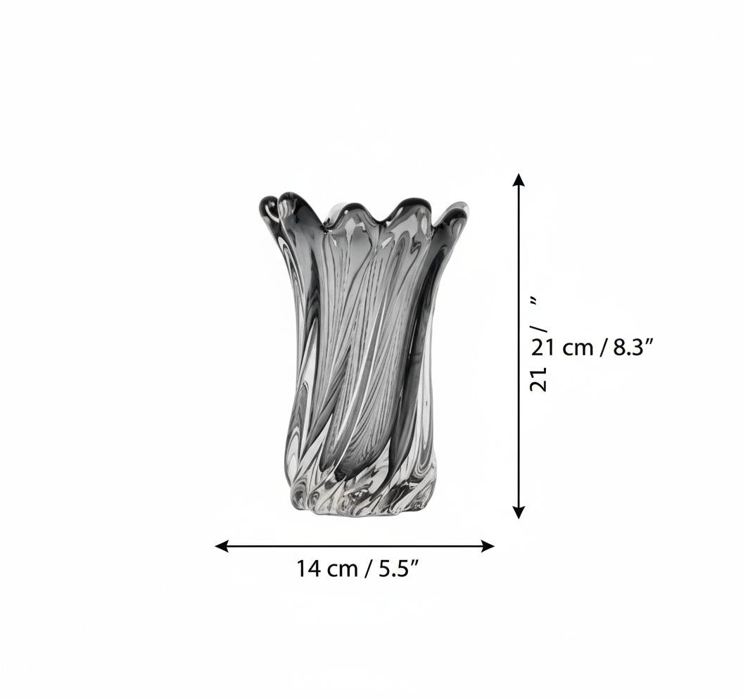 Medium vase dimension guide showing 21 cm height