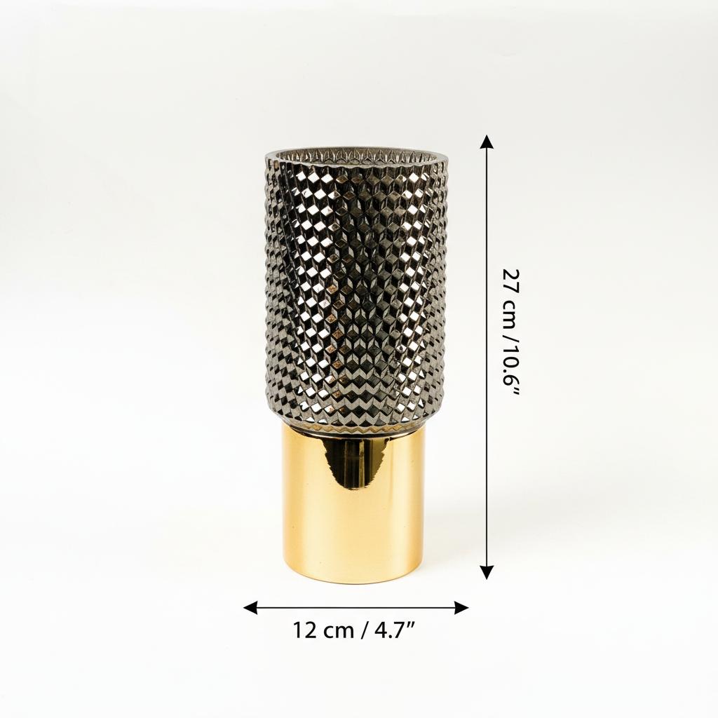 Large vase dimensions 27cm height 12cm width