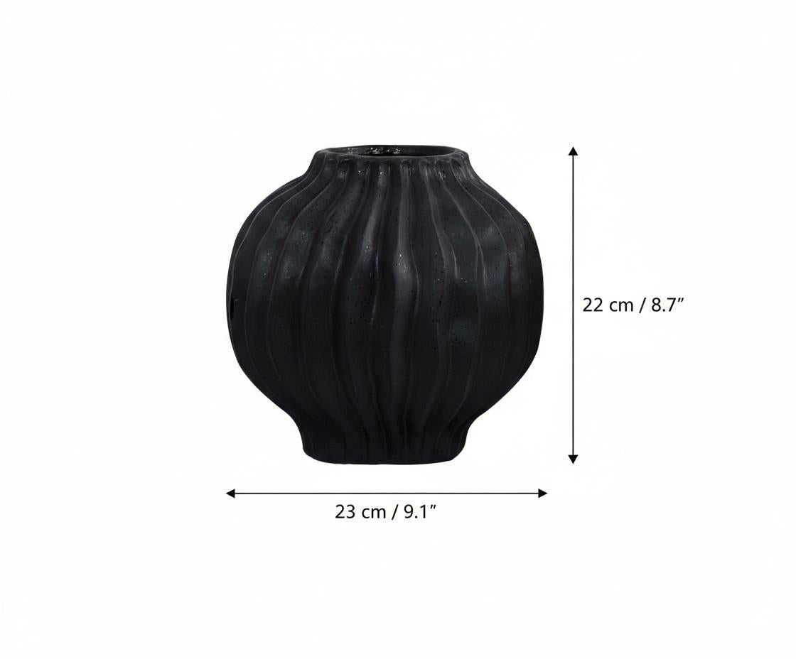 Dimensions of round black ceramic ribbed vase