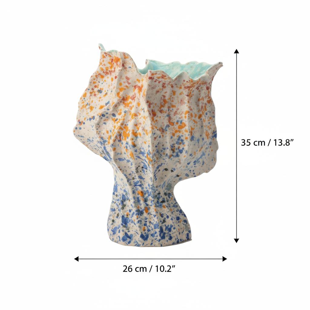Dimensions diagram showing the height and width of the sculptural ceramic vase