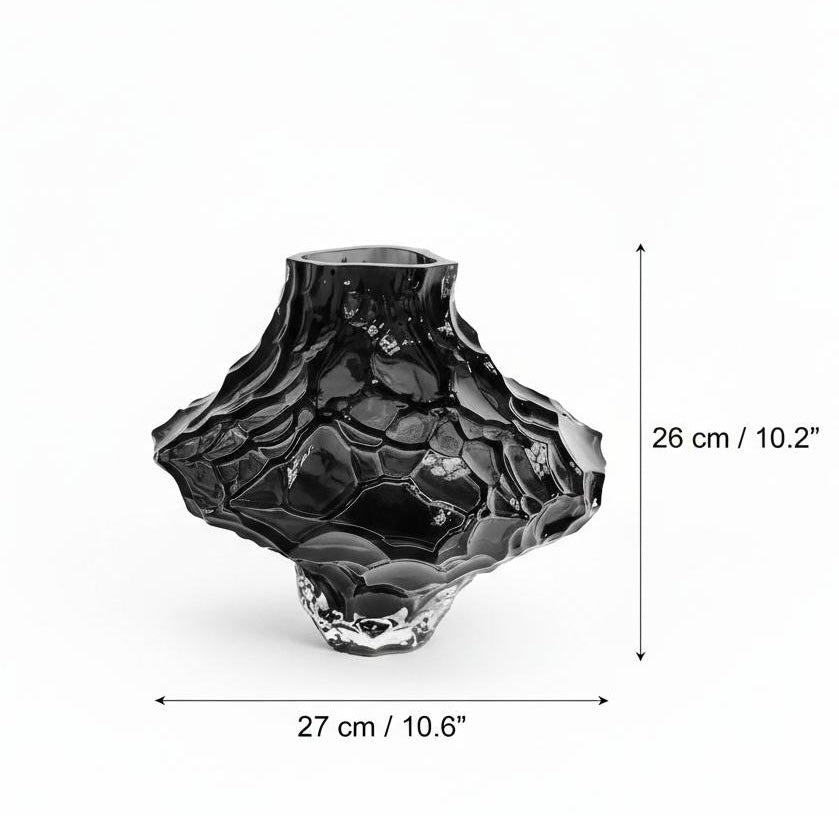 Dimensions diagram of large glass vase