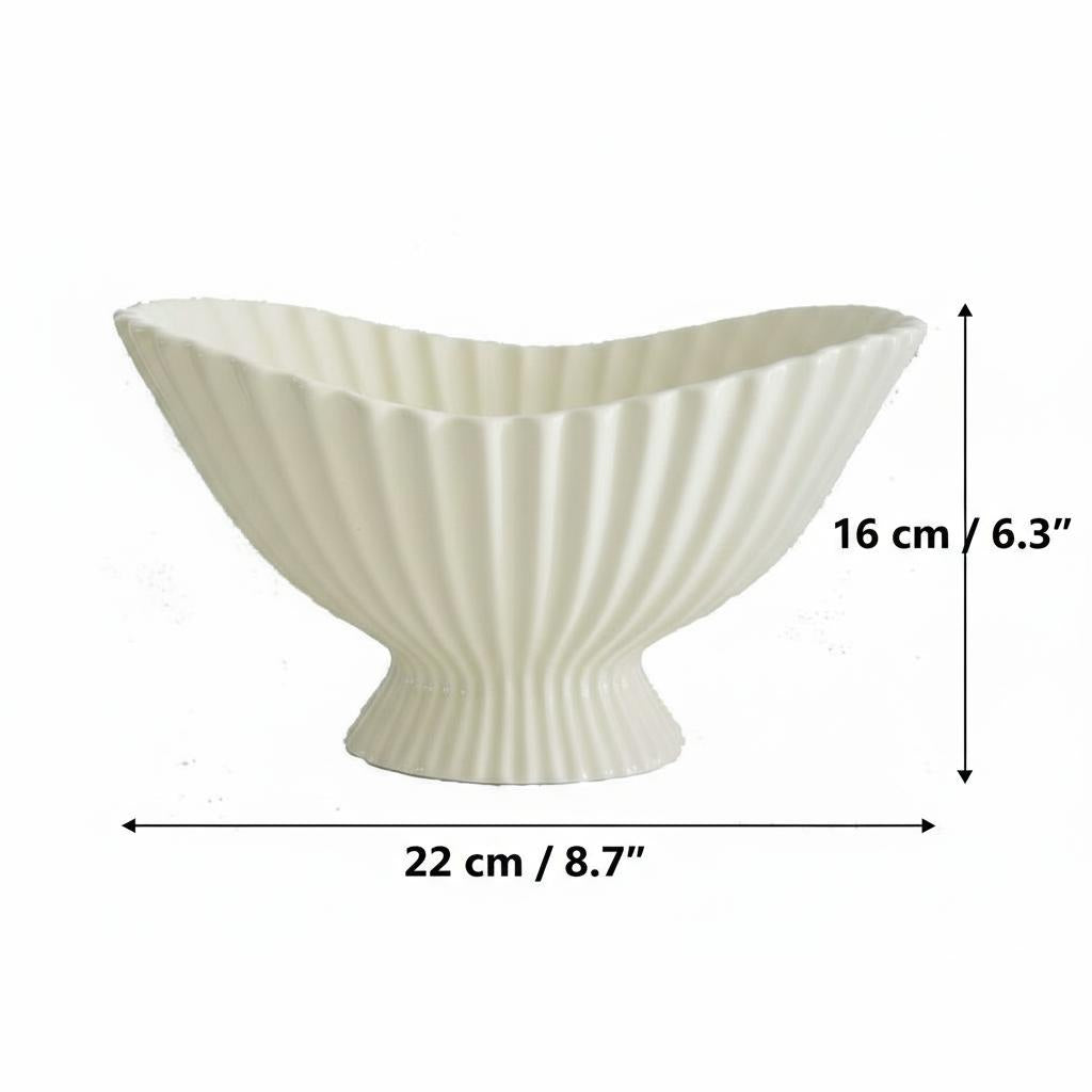 Dimensions diagram of the white ceramic fluted centerpiece