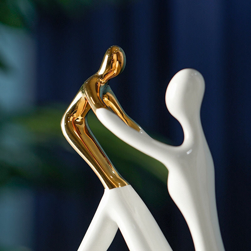 Dimensions diagram for large upright sculpture